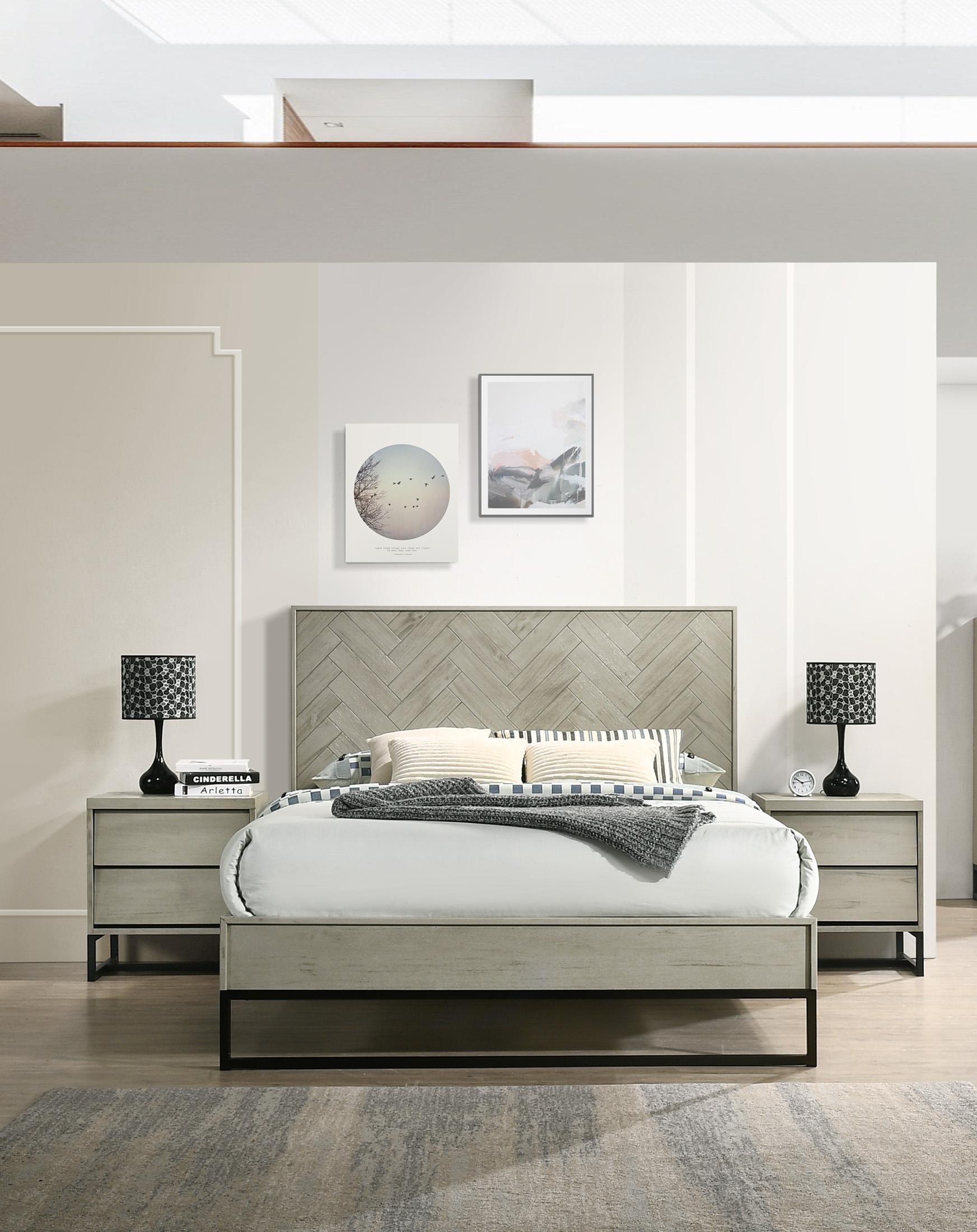Meridian Furniture Weston-K-Set-3 Platform Bedroom Set