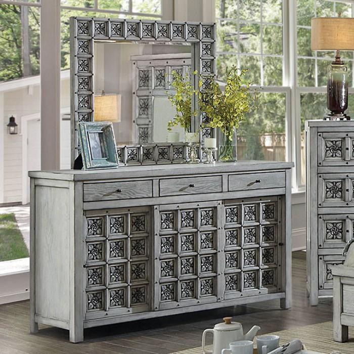 

    
CM7392Q-5PC-CHEST Antique Light Gray Queen Bedroom Set 5Pcs w/Chest Pantaleon by Furniture of America
