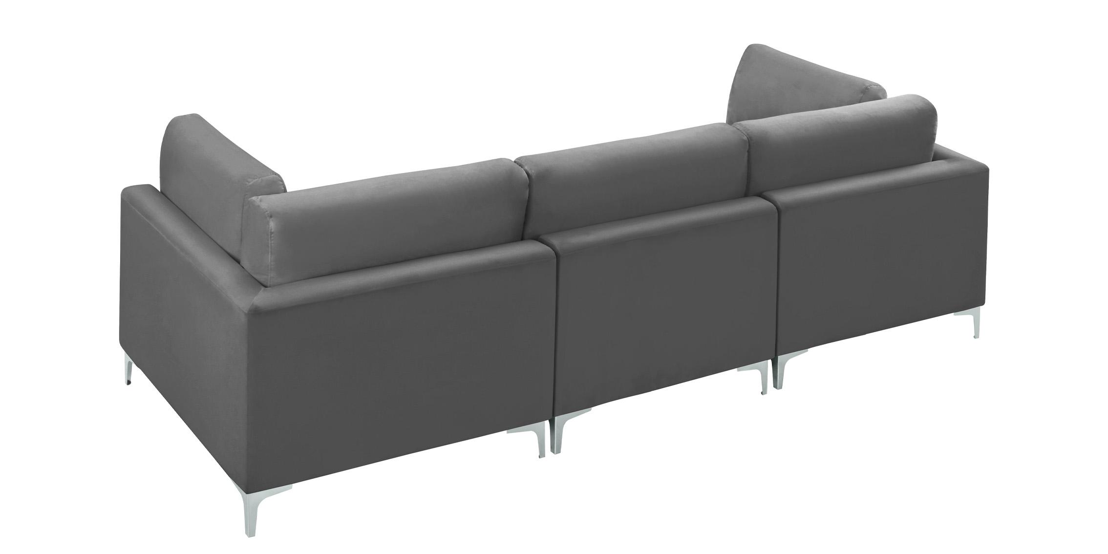 

        
Meridian Furniture JULIA 605Grey-S108 Modular Sofa Gray Velvet 753359809366
