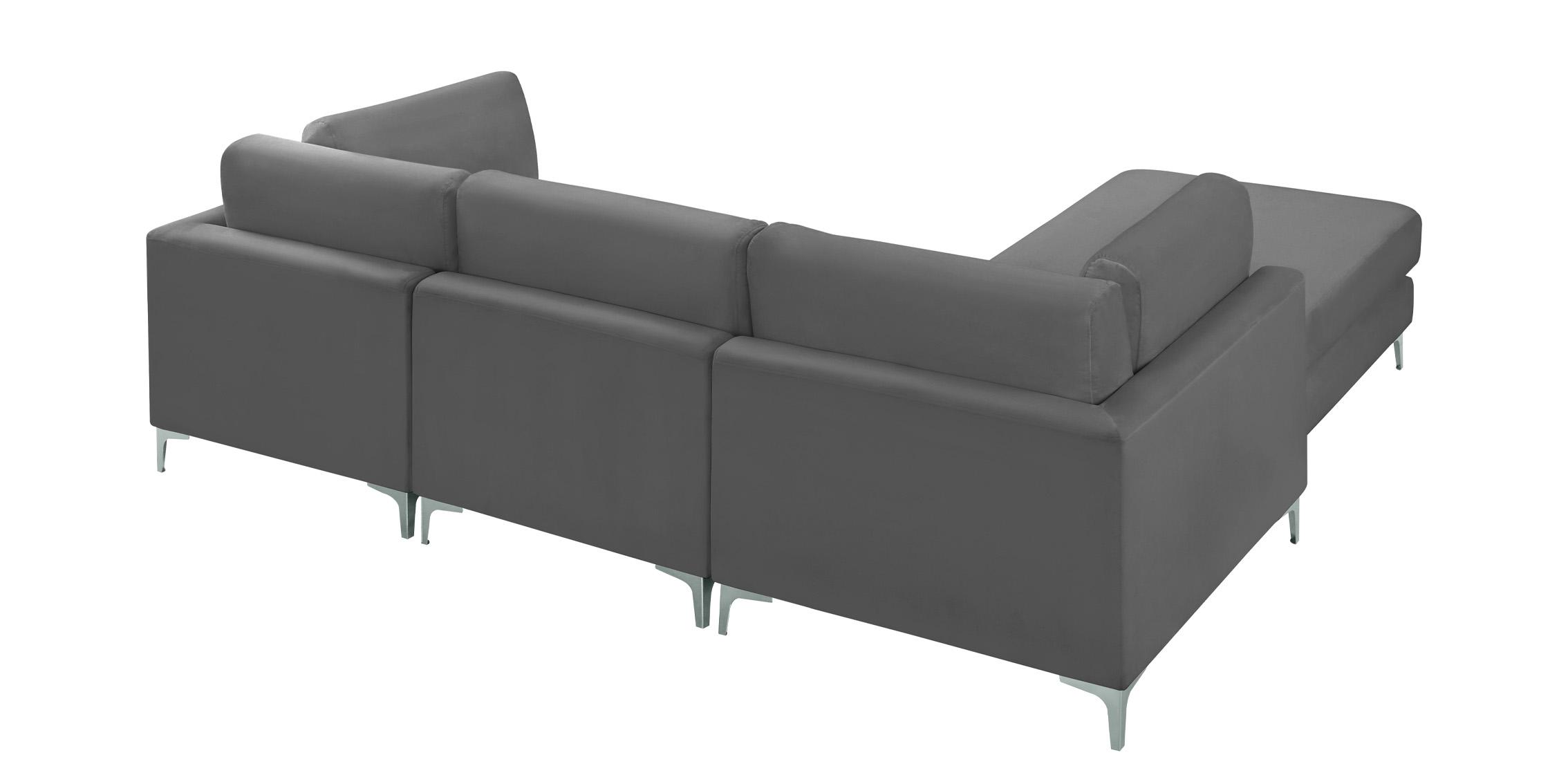 

    
605Grey-Sec4A Meridian Furniture Modular Sectional Sofa
