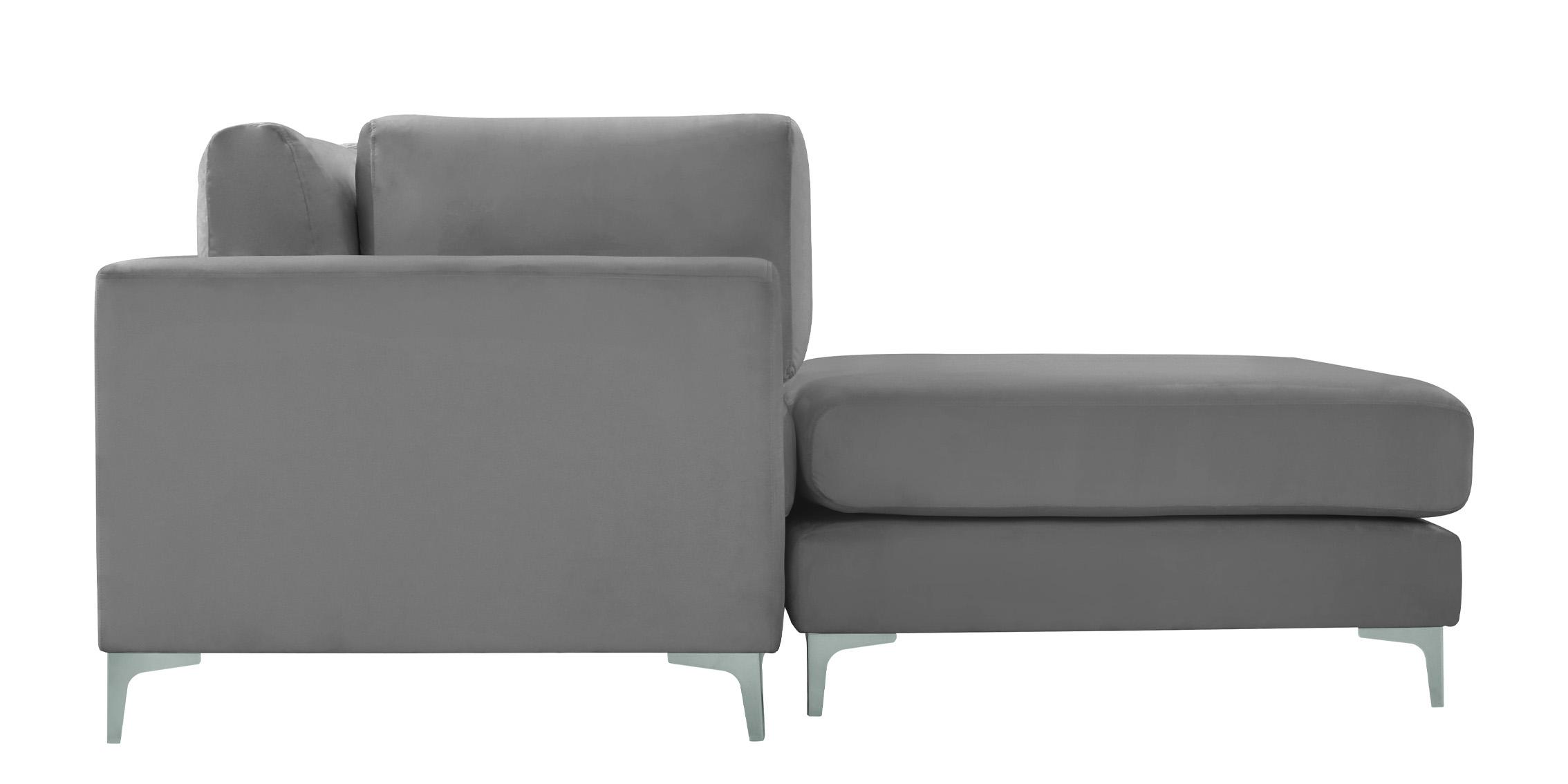 

        
Meridian Furniture JULIA 605Grey-Sec4A Modular Sectional Sofa Gray Velvet 753359809380
