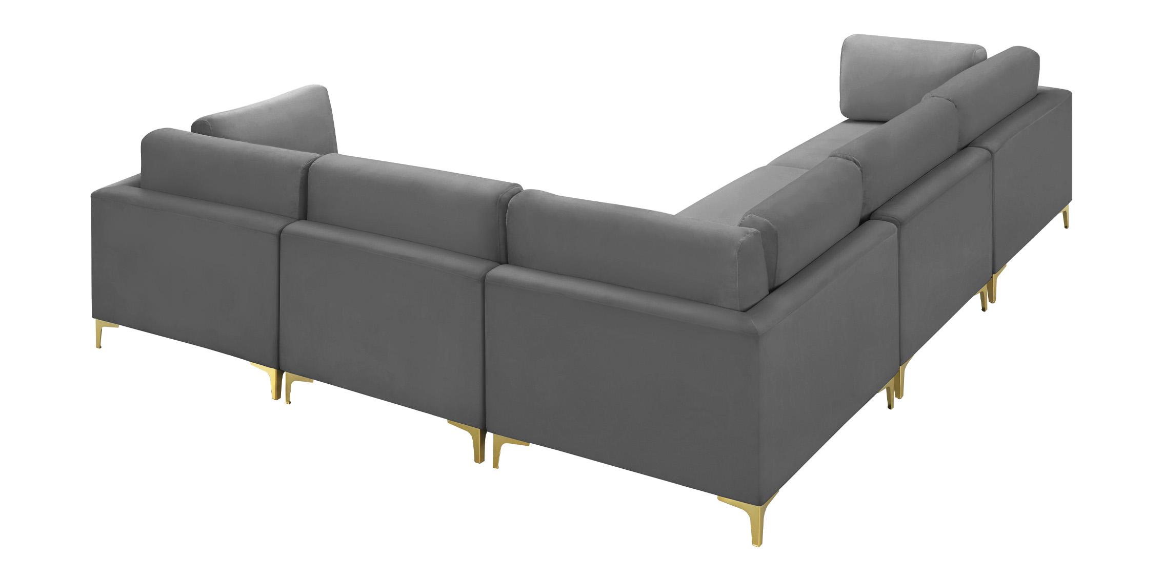 

    
605Grey-Sec5C Meridian Furniture Modular Sectional Sofa
