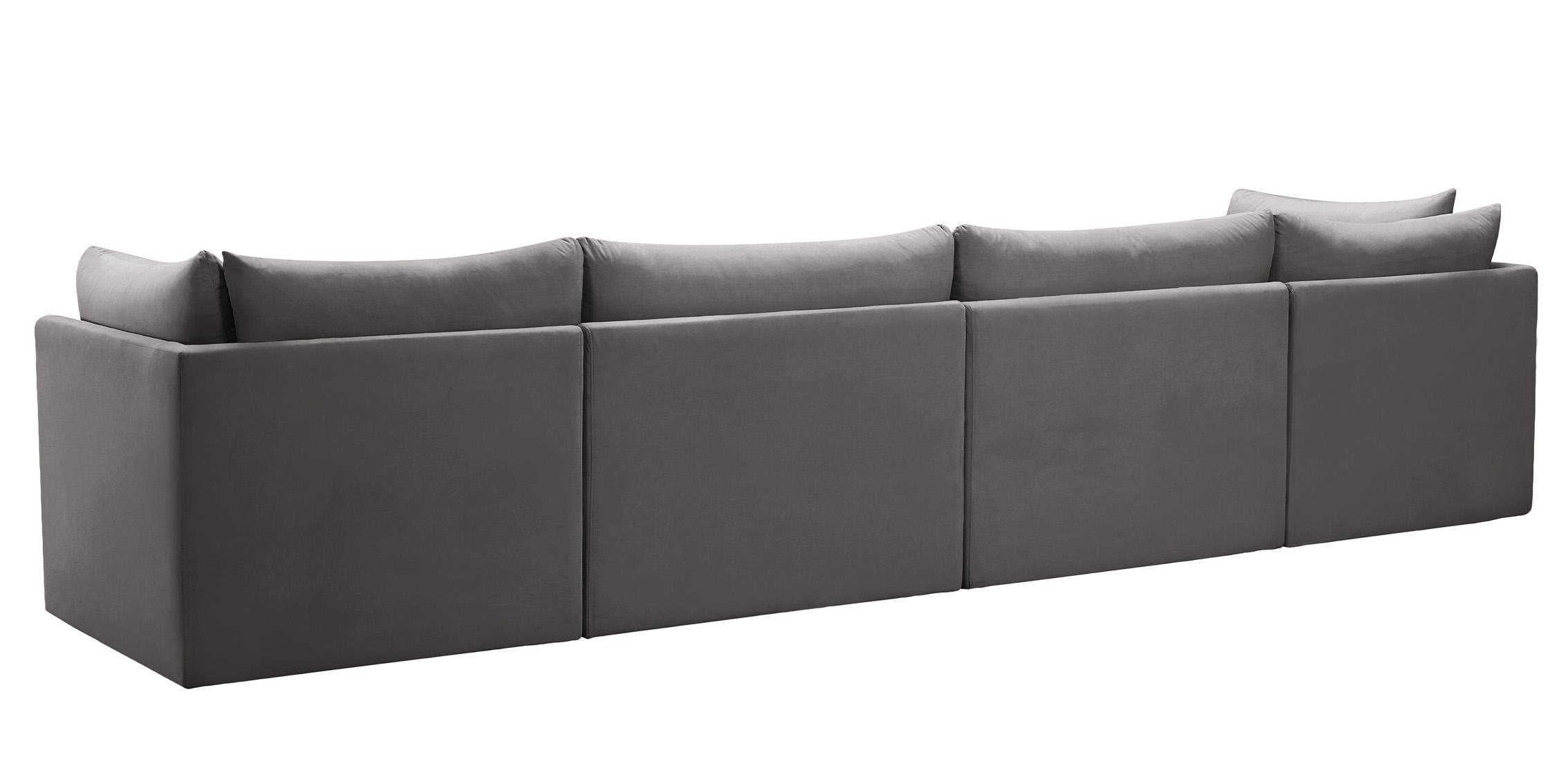 

    
649Grey-S140 Meridian Furniture Modular Sofa
