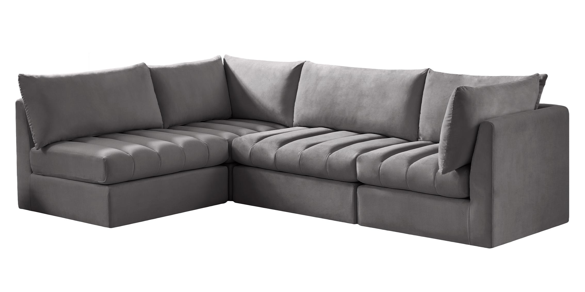 

    
649Grey-Sec4A Meridian Furniture Modular Sectional Sofa
