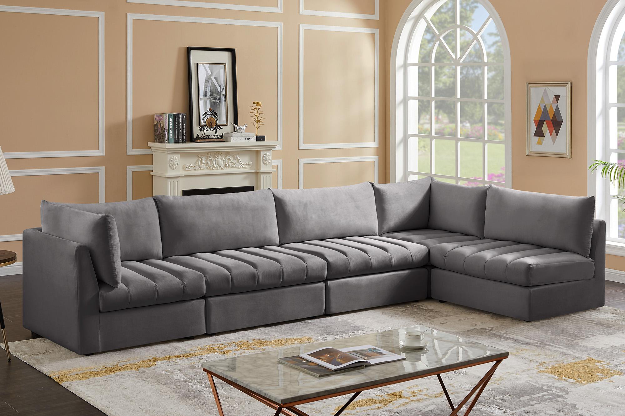 

    
Meridian Furniture JACOB 649Grey-Sec5A Modular Sectional Sofa Gray 649Grey-Sec5A
