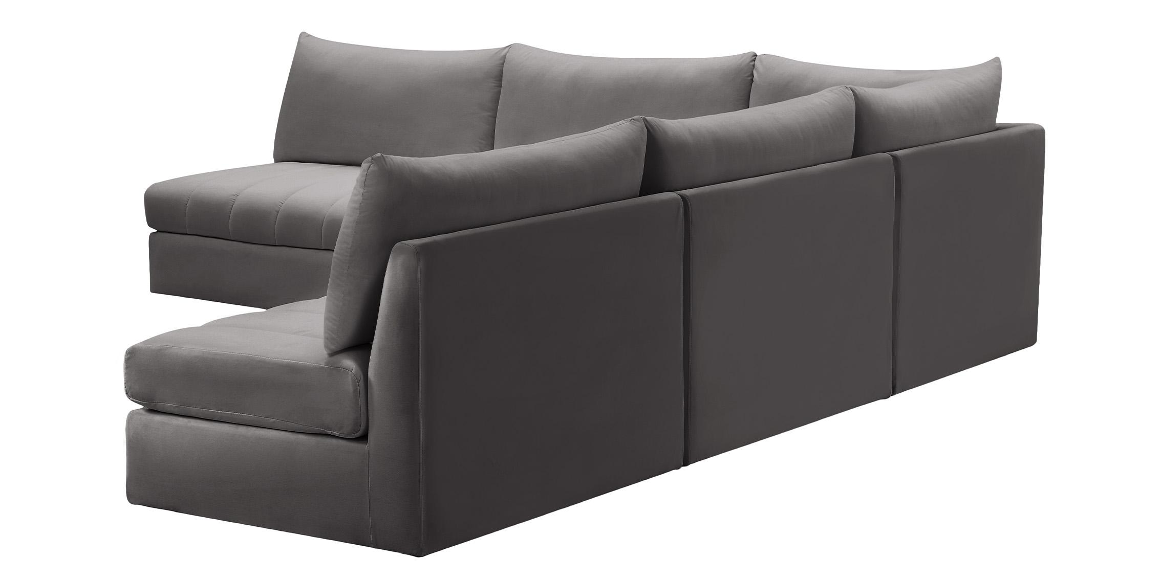 

    
649Grey-Sec5B Meridian Furniture Modular Sectional Sofa
