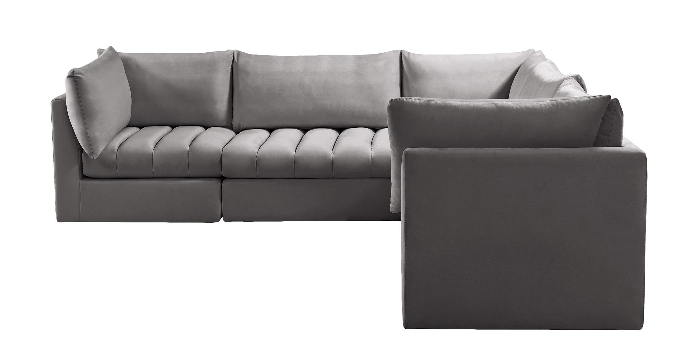 

    
649Grey-Sec5C Meridian Furniture Modular Sectional Sofa
