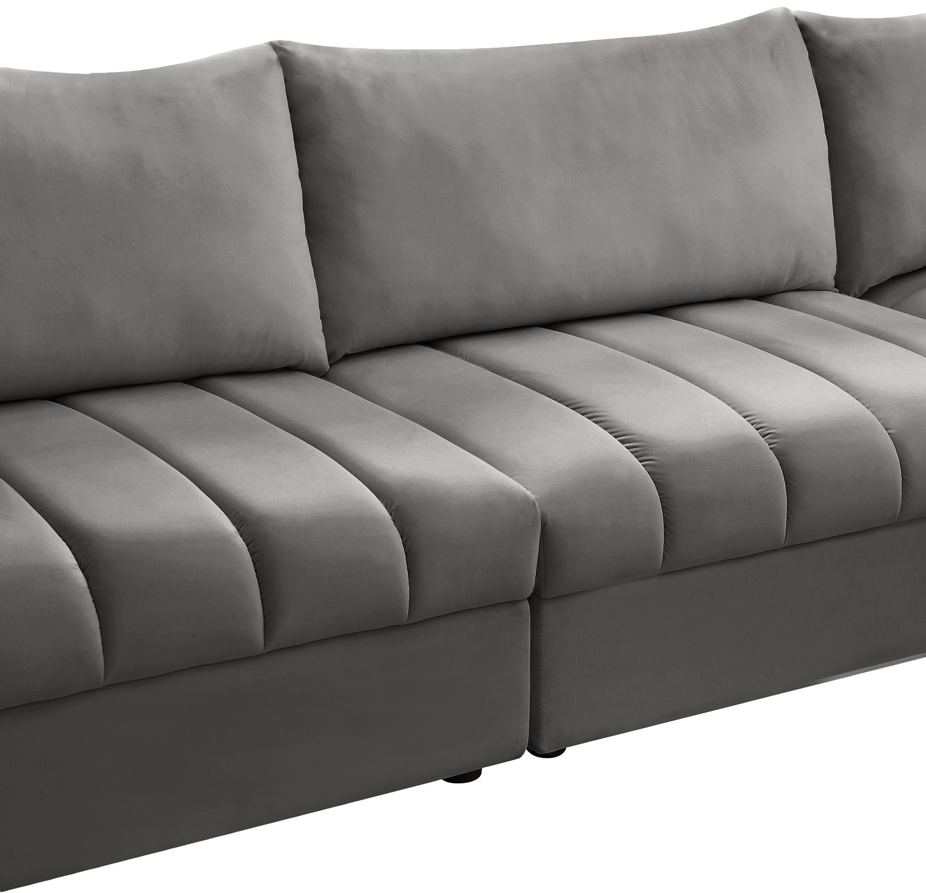 

    
649Grey-Sec6B Meridian Furniture Modular Sectional Sofa
