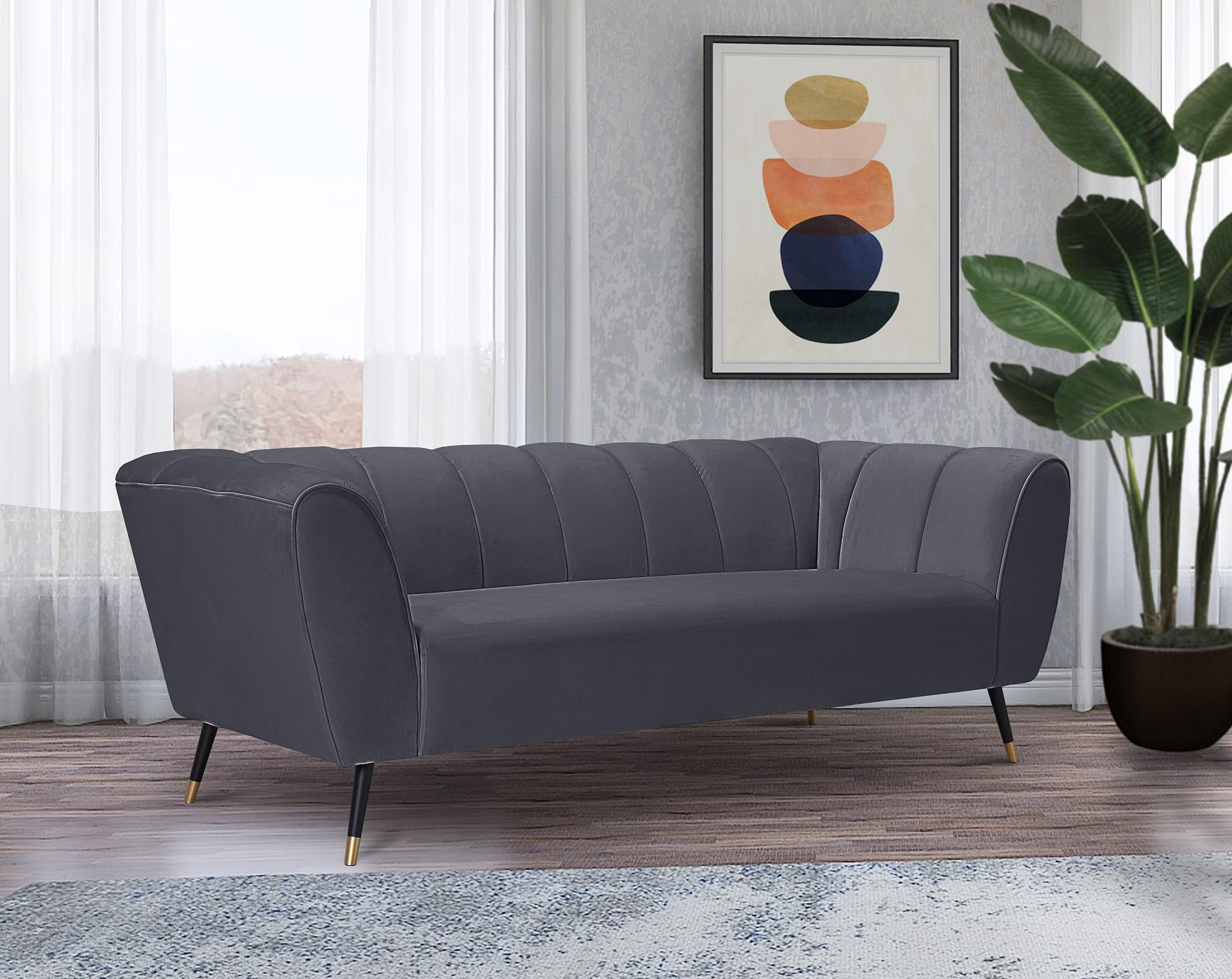 

    
Meridian Furniture BEAUMONT 626Grey-S Sofa Gray 626Grey-S
