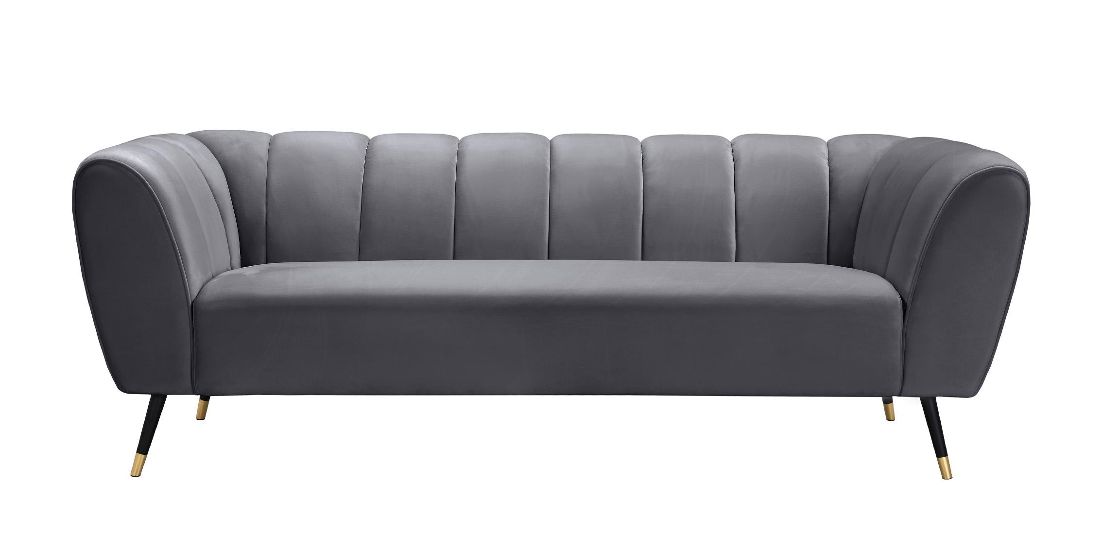 

    
626Grey-S-Set-2 Meridian Furniture Sofa Set
