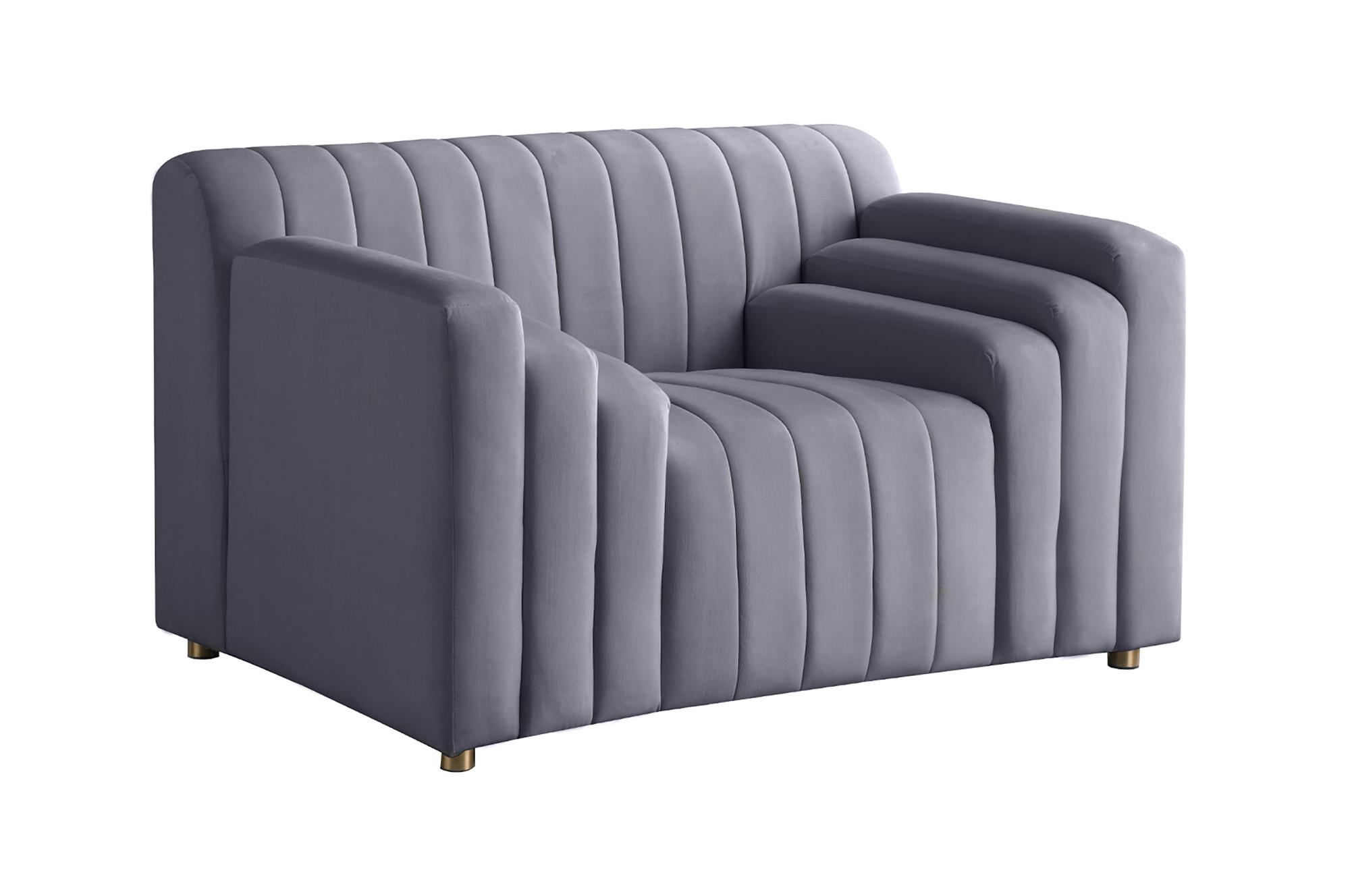 

    
637Grey-S-Set-3 Meridian Furniture Sofa Set
