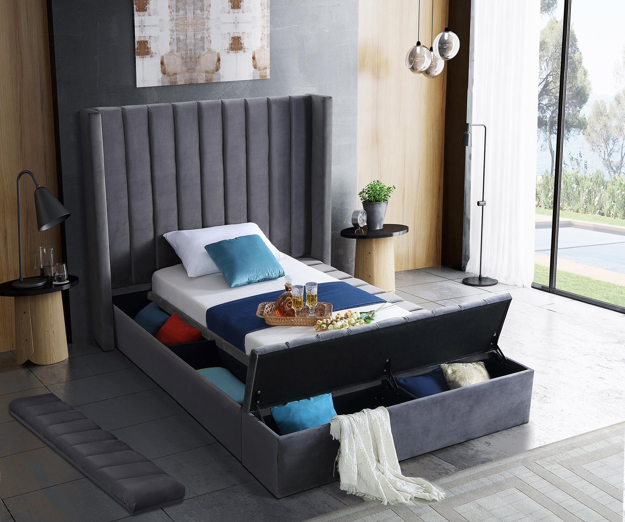 

    
KikiGrey-T Meridian Furniture Storage Bed
