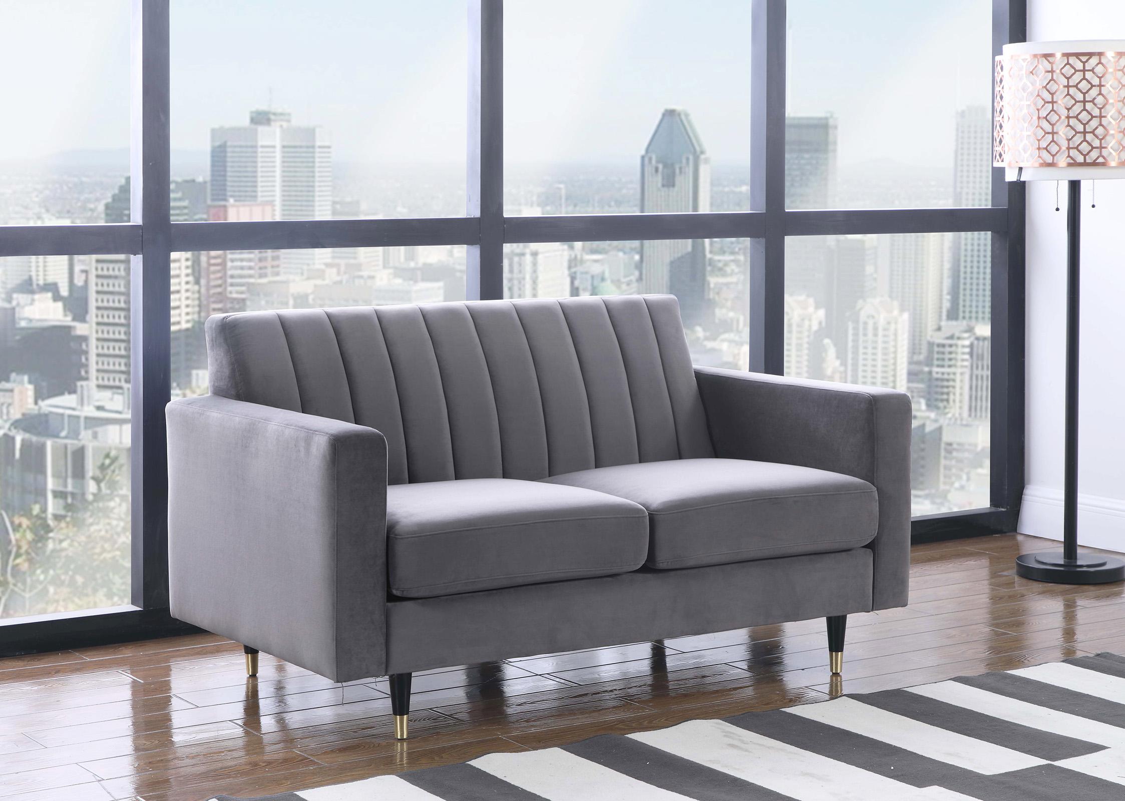 

    
619Grey-S-Set-2 Meridian Furniture Sofa Set
