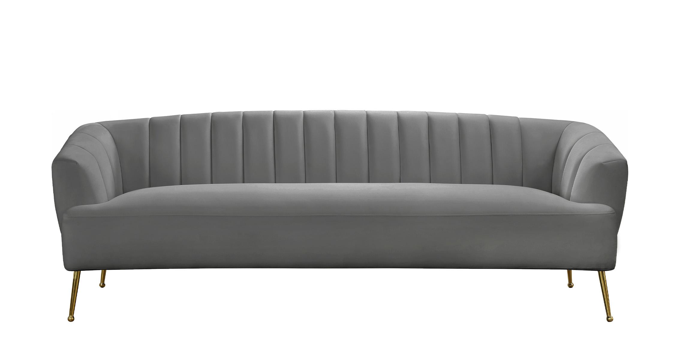 

    
657Grey-S-Set-3 Meridian Furniture Sofa Set
