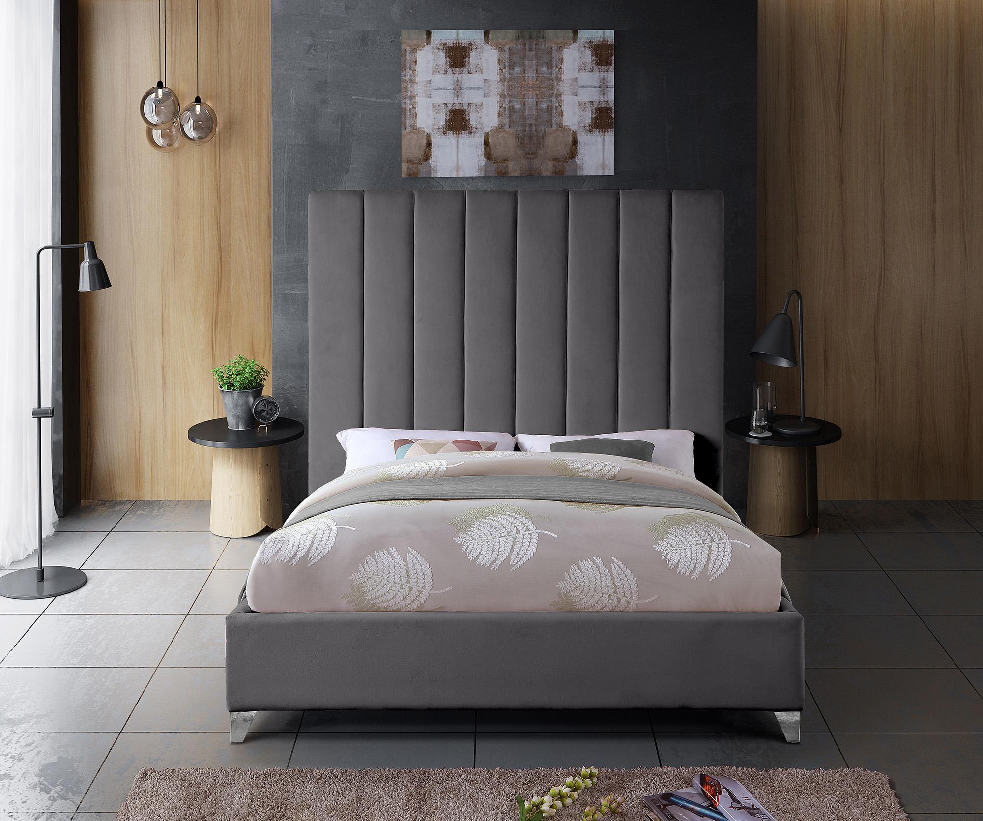 

    
Meridian Furniture VIA ViaGrey-K Platform Bed Gray ViaGrey-K
