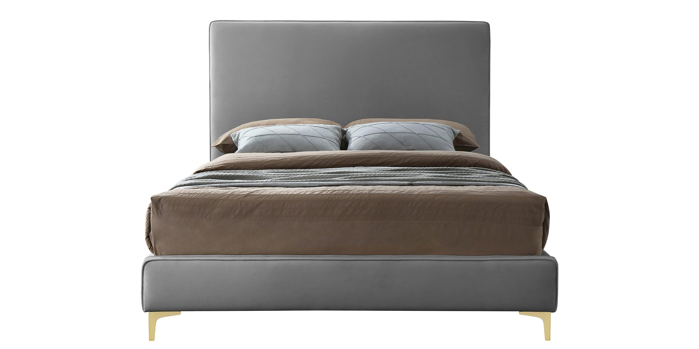 

    
GeriGrey-F Meridian Furniture Platform Bed
