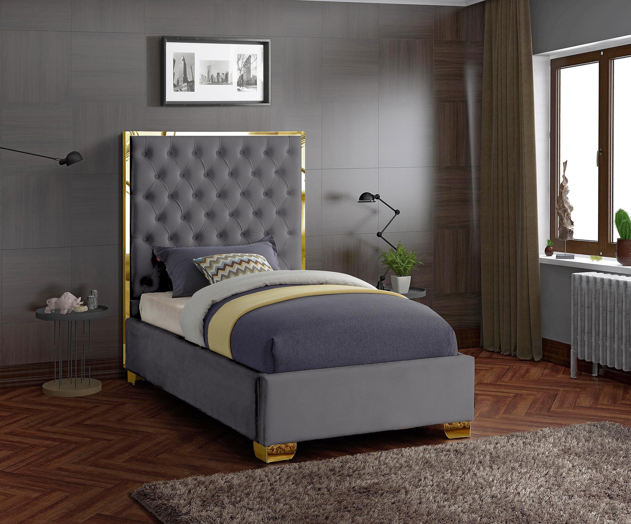 

    
Grey Velvet & Gold Trim Deep Tufting Twin Bed LANA Meridian Contemporary Modern
