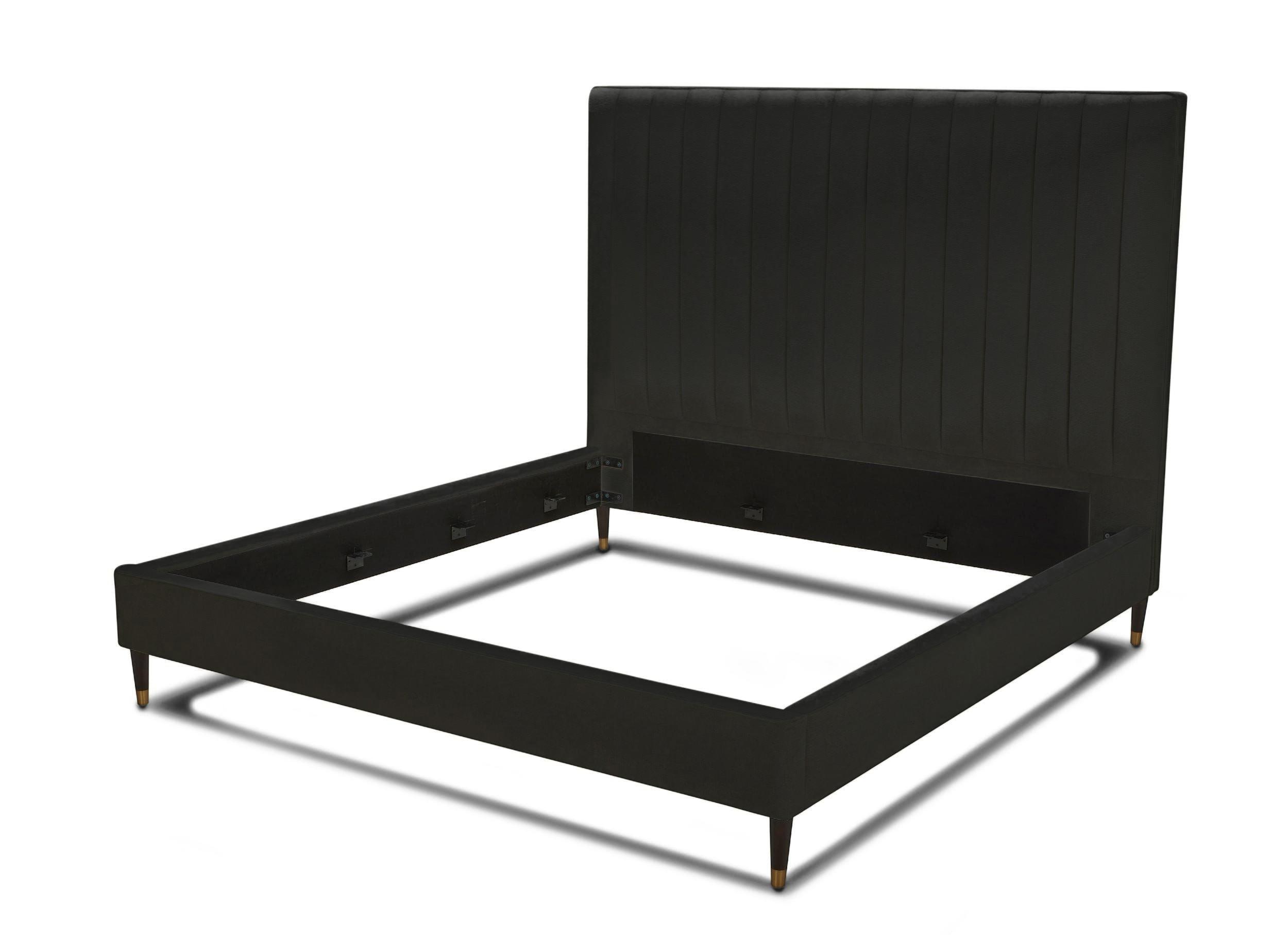 

    
Dark Grey Velvet King Size Panel Bed by VIG Modrest Hemlock
