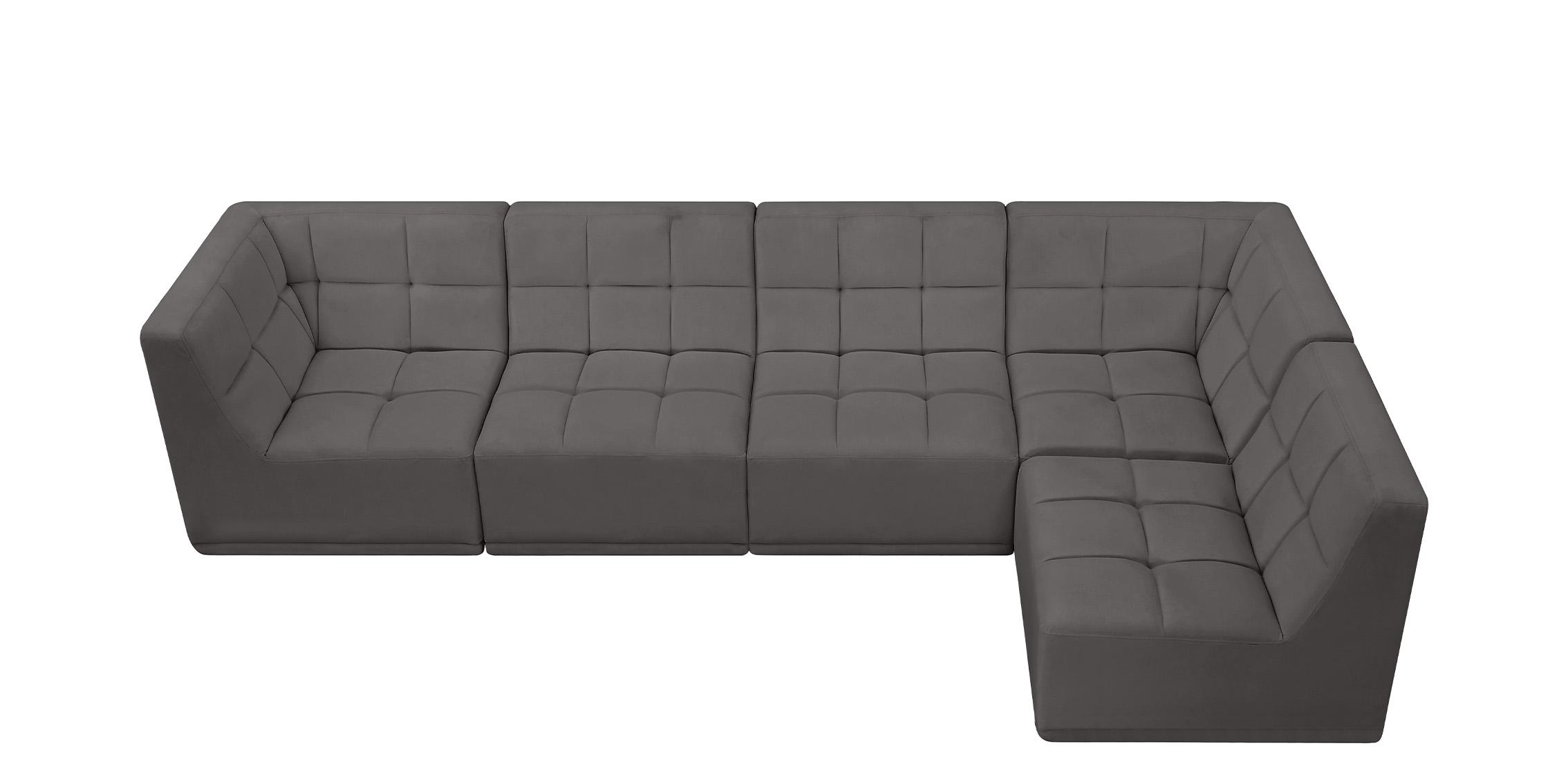 

    
650Grey-Sec5A Meridian Furniture Modular Sectional
