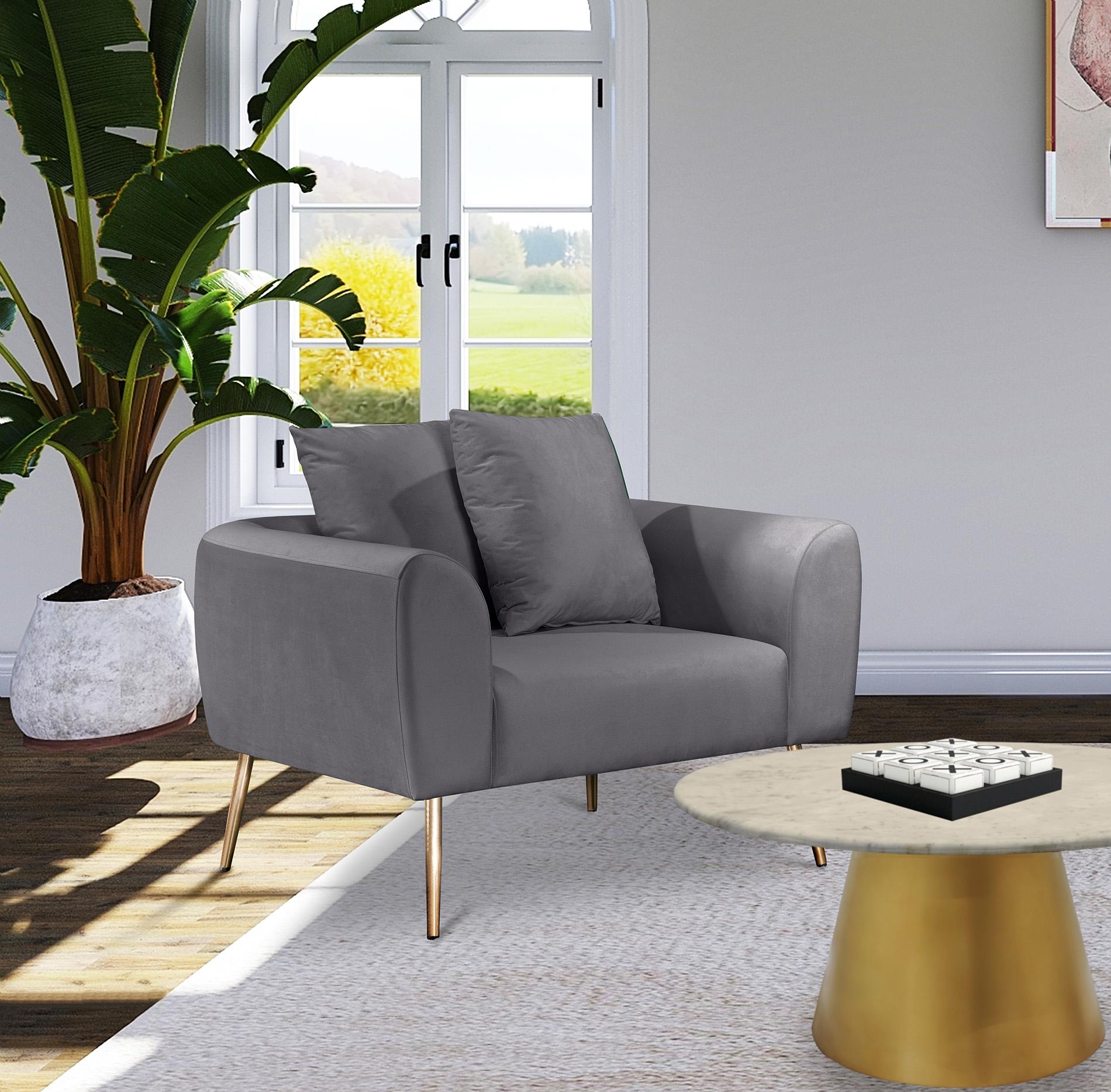 

        
Meridian Furniture Quinn Sofa Set Gray Fabric 753359801186
