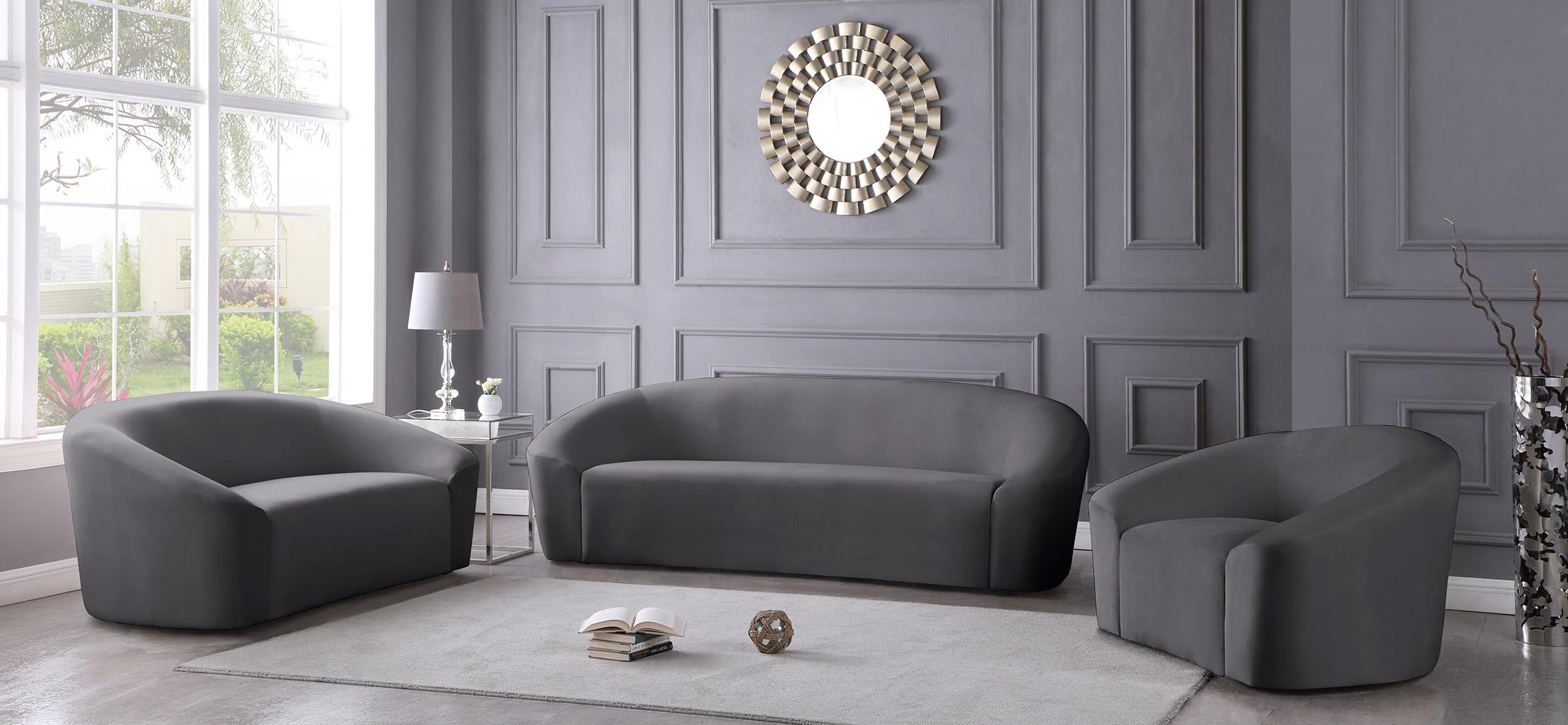 

    
610Grey-S-Set-3 Meridian Furniture Sofa Set

