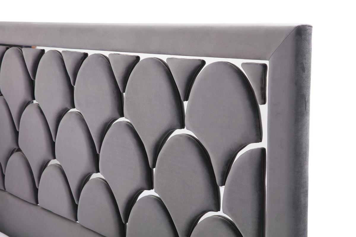 

                    
VIG Furniture Soria Panel Bed Gray Velvet Purchase 
