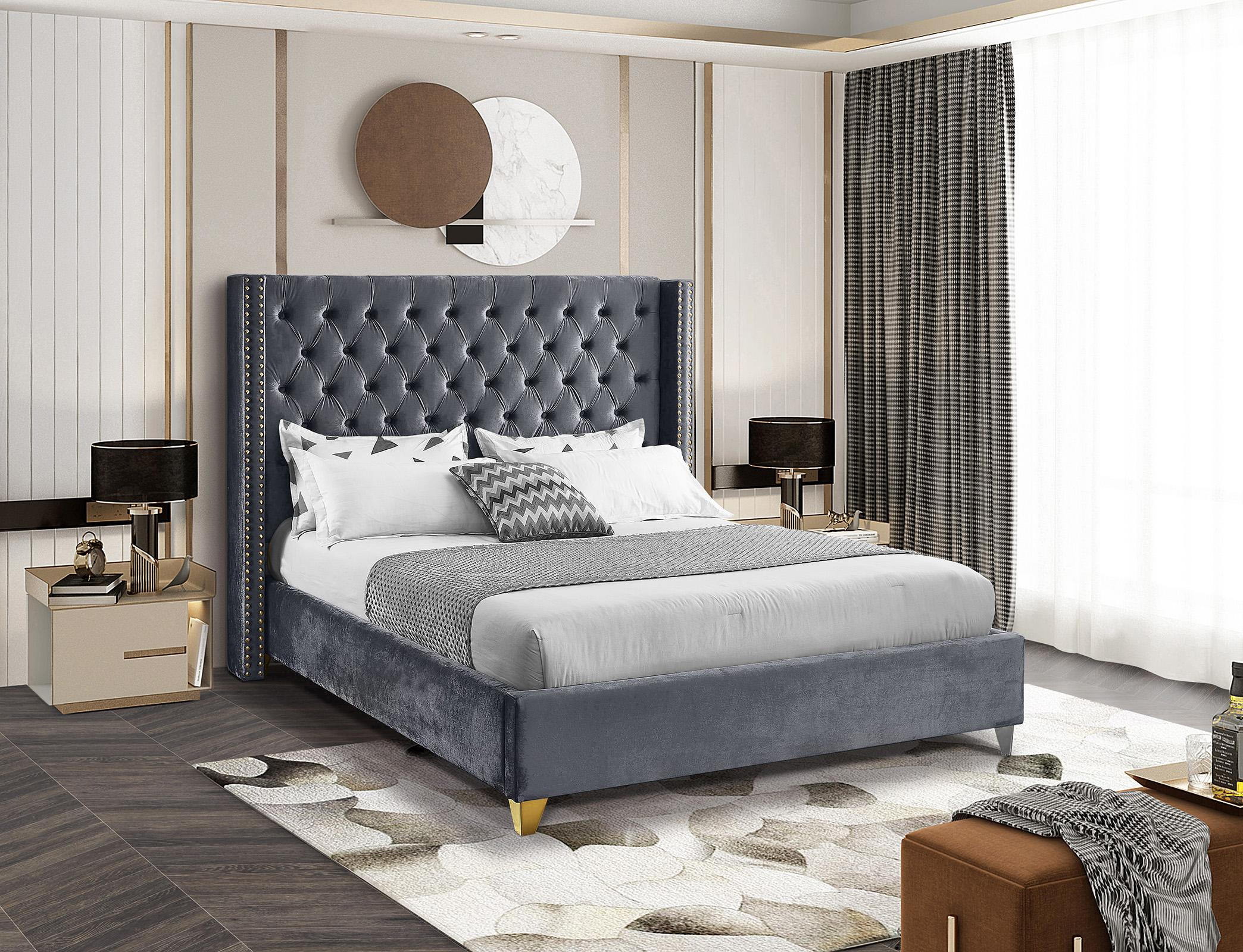 

    
Meridian Furniture BAROLO Grey-F Platform Bed Gray BaroloGrey-F
