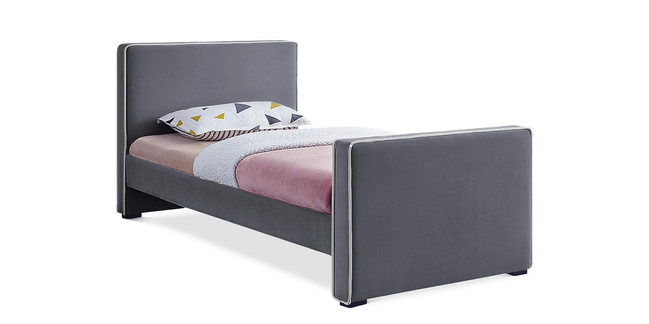 Contemporary, Modern Platform Bed DILLARD DillardGrey-T DillardGrey-T in Gray Velvet