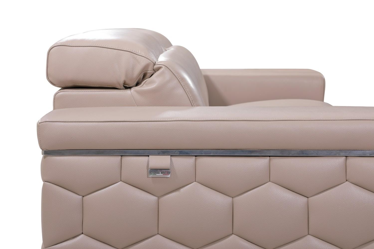

    
 Order  Hawkesbury Common Luxury Italian Upholstered Complete Leather 3 Piece Living Room Set Beige

