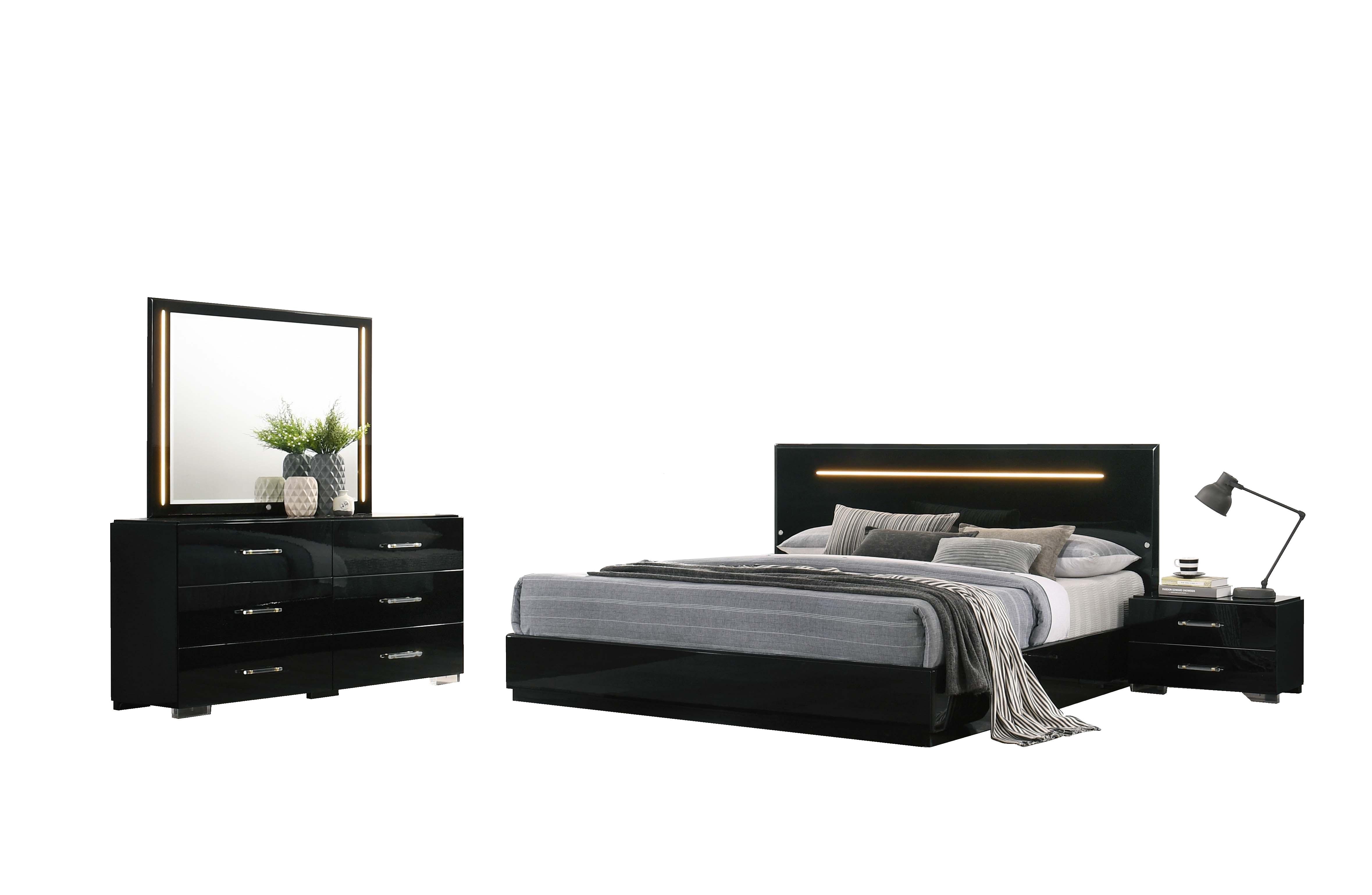

    
High Gloss Black Finish Platform Queen Size Bedroom Set 4Pcs Florence by Chintaly Imports
