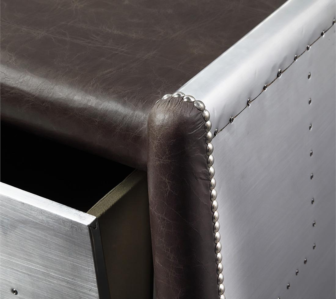 

        
Acme Furniture Brancaster Executive Desk Metal/Gray/Chocolate  00840412226663
