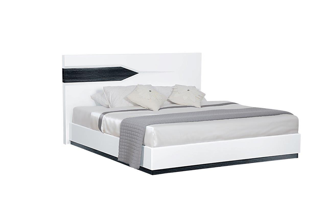 

    
HUDSON Modern High-gloss White Finish King Size Panel Bed Global US
