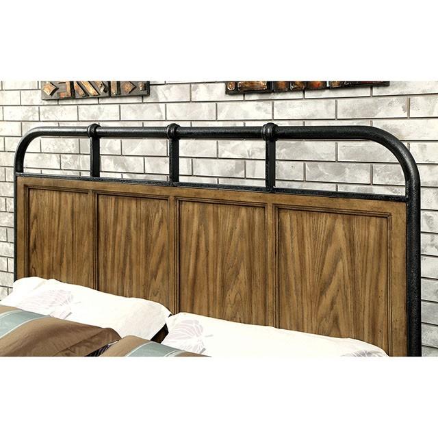 

    
Industrial Dark Oak Solid Wood California King Platform Bed Furniture of America Mcville CM7558-CK
