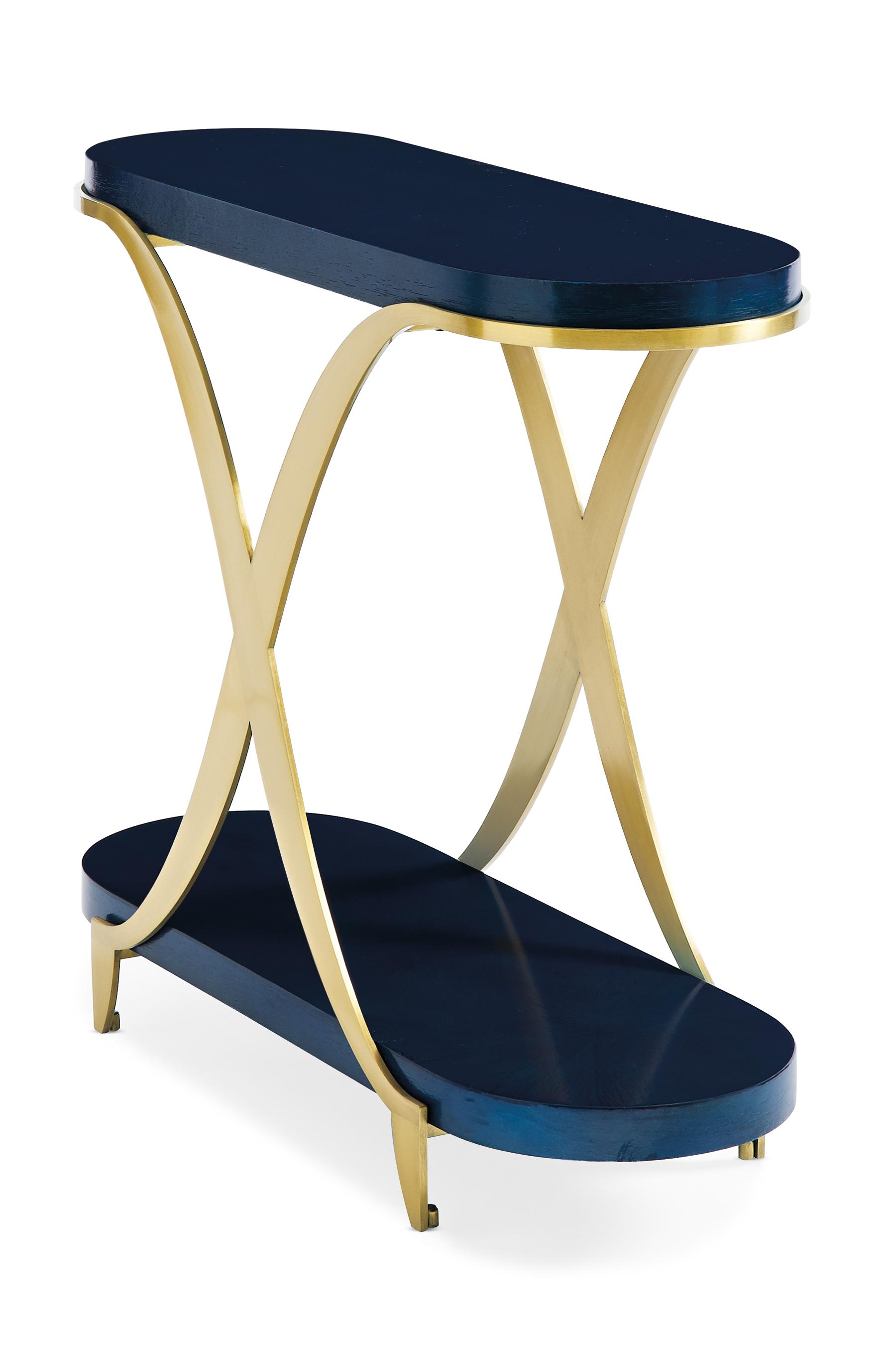 

        
Caracole Blue By You Accent Table Platinum/Blue  662896016390
