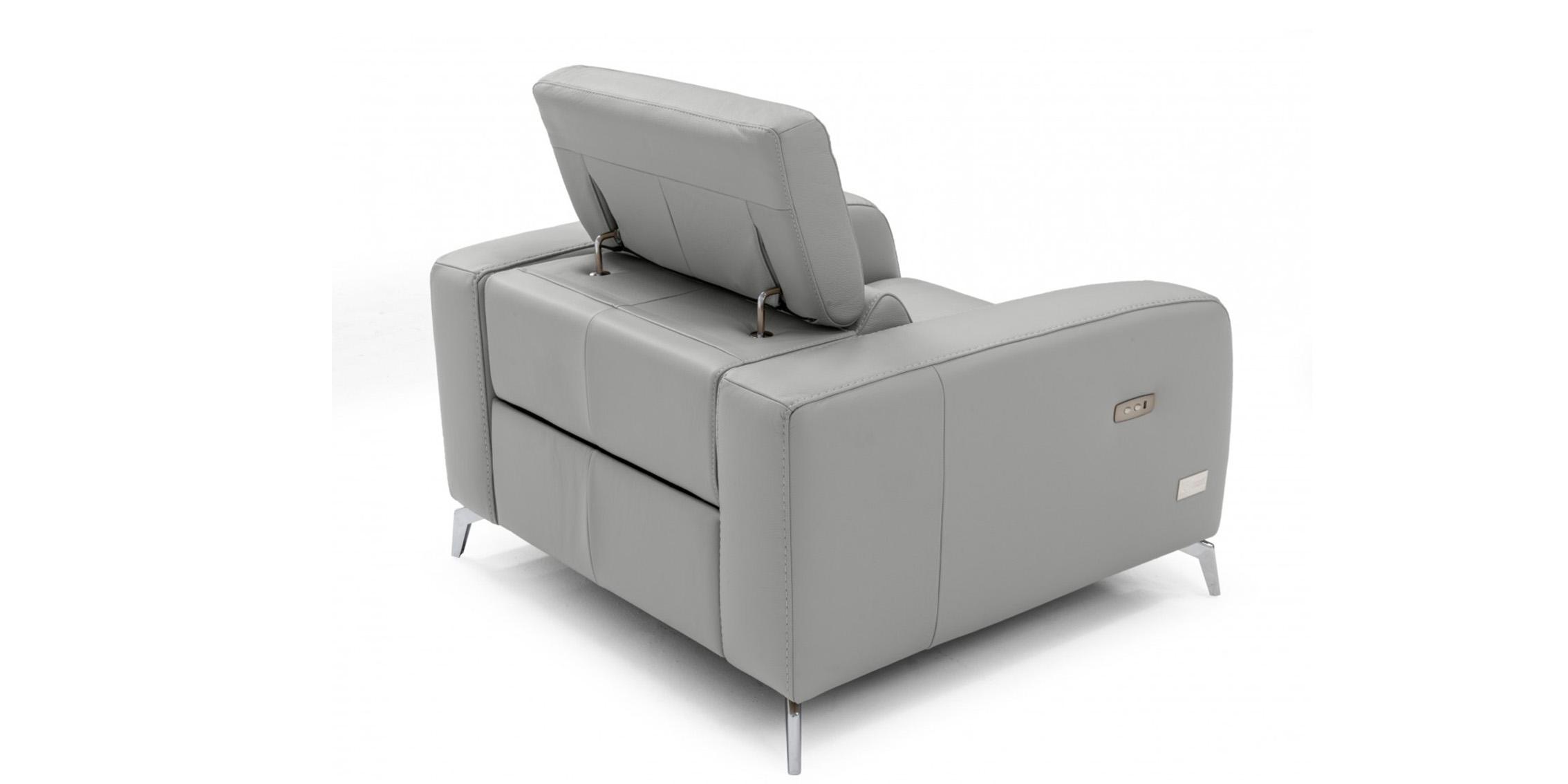 

    
VGCCROMA-SF-CER-GRY-S-Set-2 VIG Furniture Recliner Sofa Set
