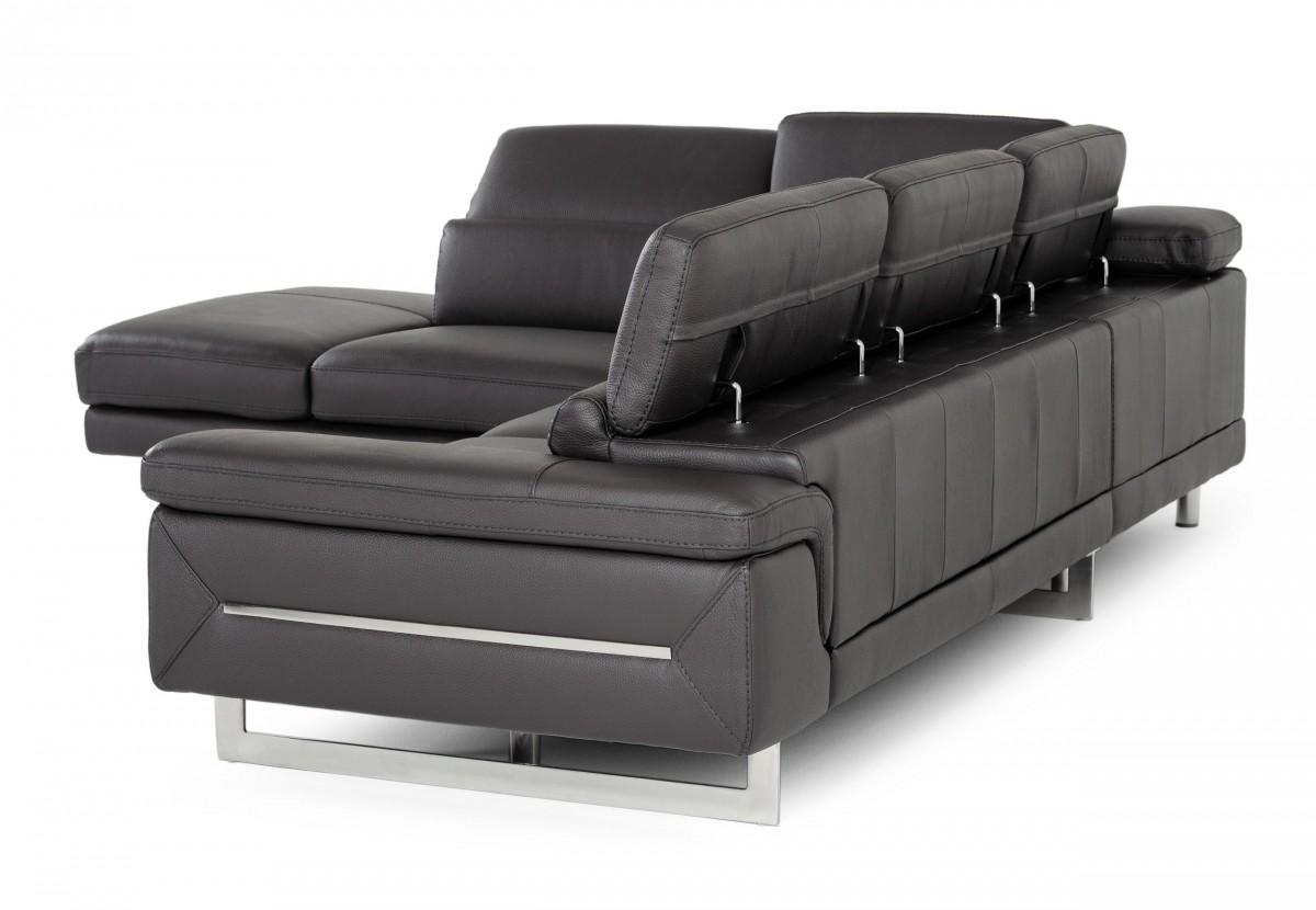 

    
VIG Furniture Accenti Italia Lazio Sectional Sofa Grey VGDDVELVET-GRY-SECT
