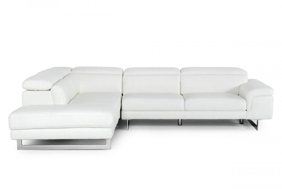 

    
VGDDVELVET-WHT-SECT VIG Furniture Sectional Sofa
