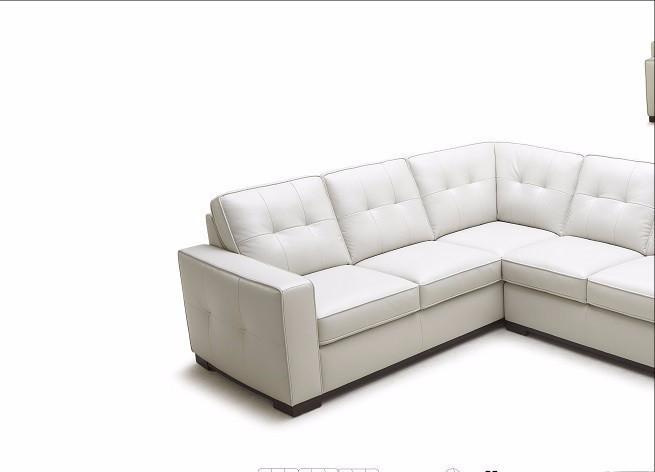 

    
J&M Furniture 1591 Sectional Sofa White SKU17896
