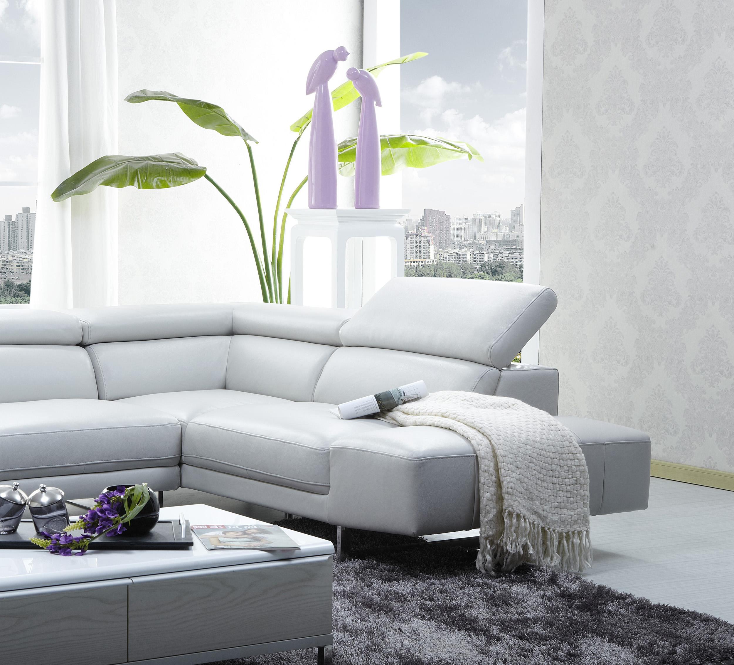 

    
SKU178571 J&M Furniture Sectional Sofa
