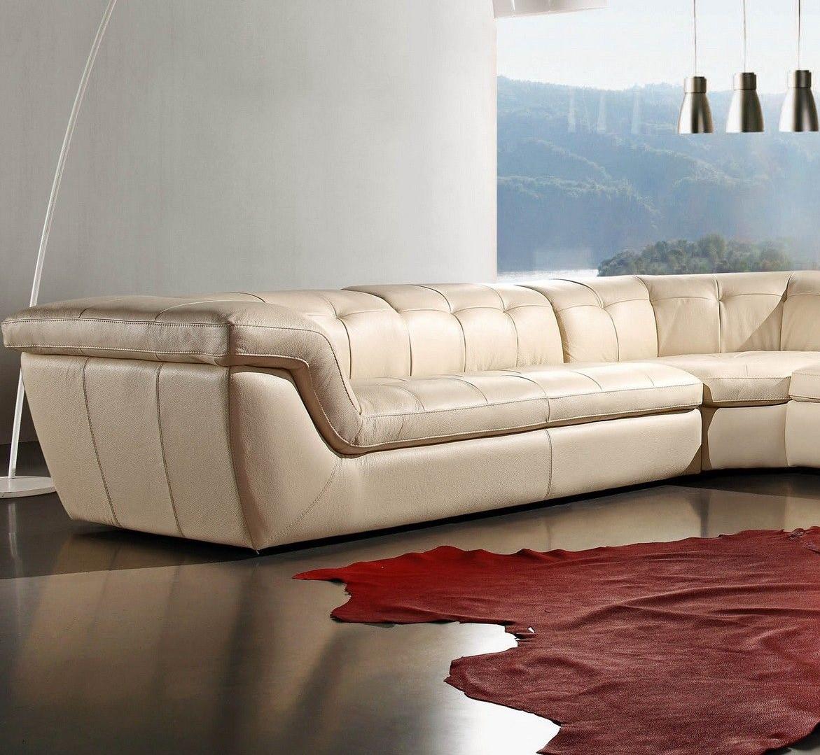 

    
J&M Furniture 397 Sectional Sofa Beige SKU17544291-Sectional-RHC
