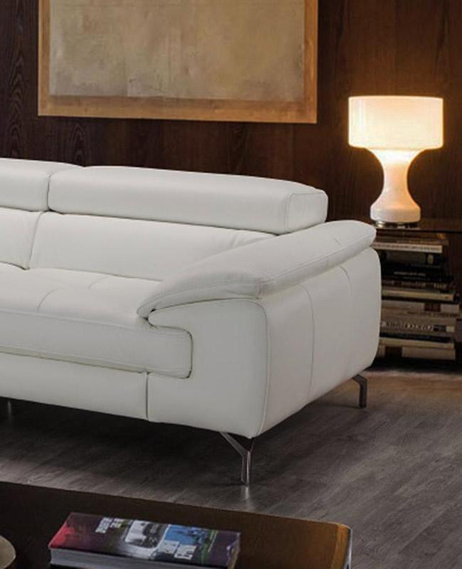 

    
J&M Furniture Alice Sectional Sofa White SKU18272
