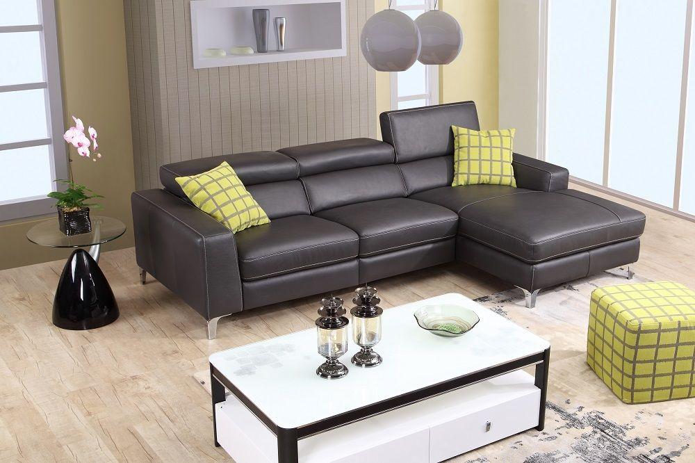 J&M Furniture Ariana Reclining Sectional