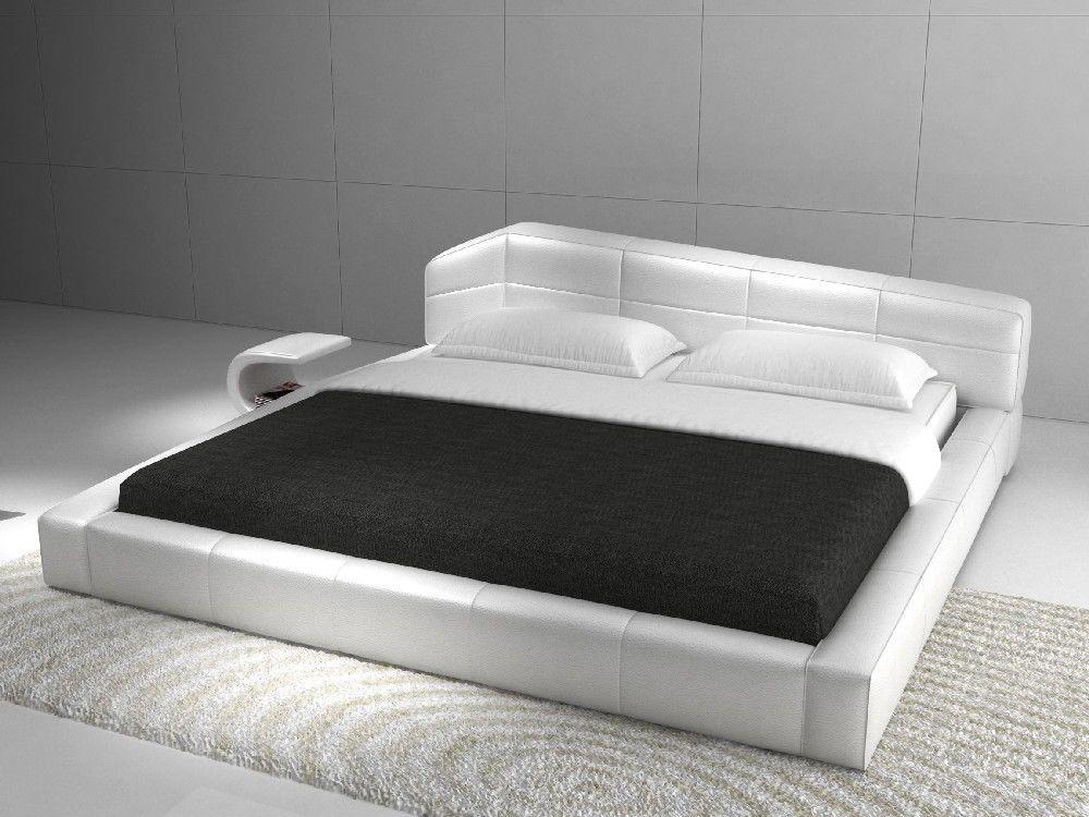 

    
White Eco Leather King Size Platform Bed  Contemporary J&M Dream
