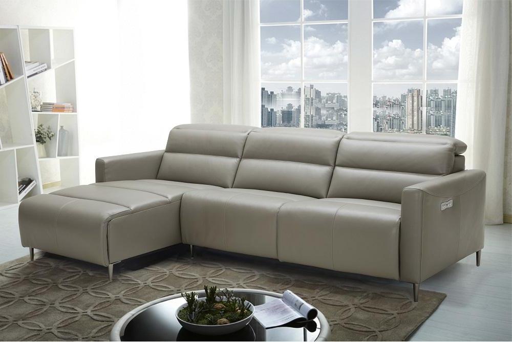 

    
J&M Dylan Contemporary Taupe Premium Leather Motion Sectional Sofa LHC
