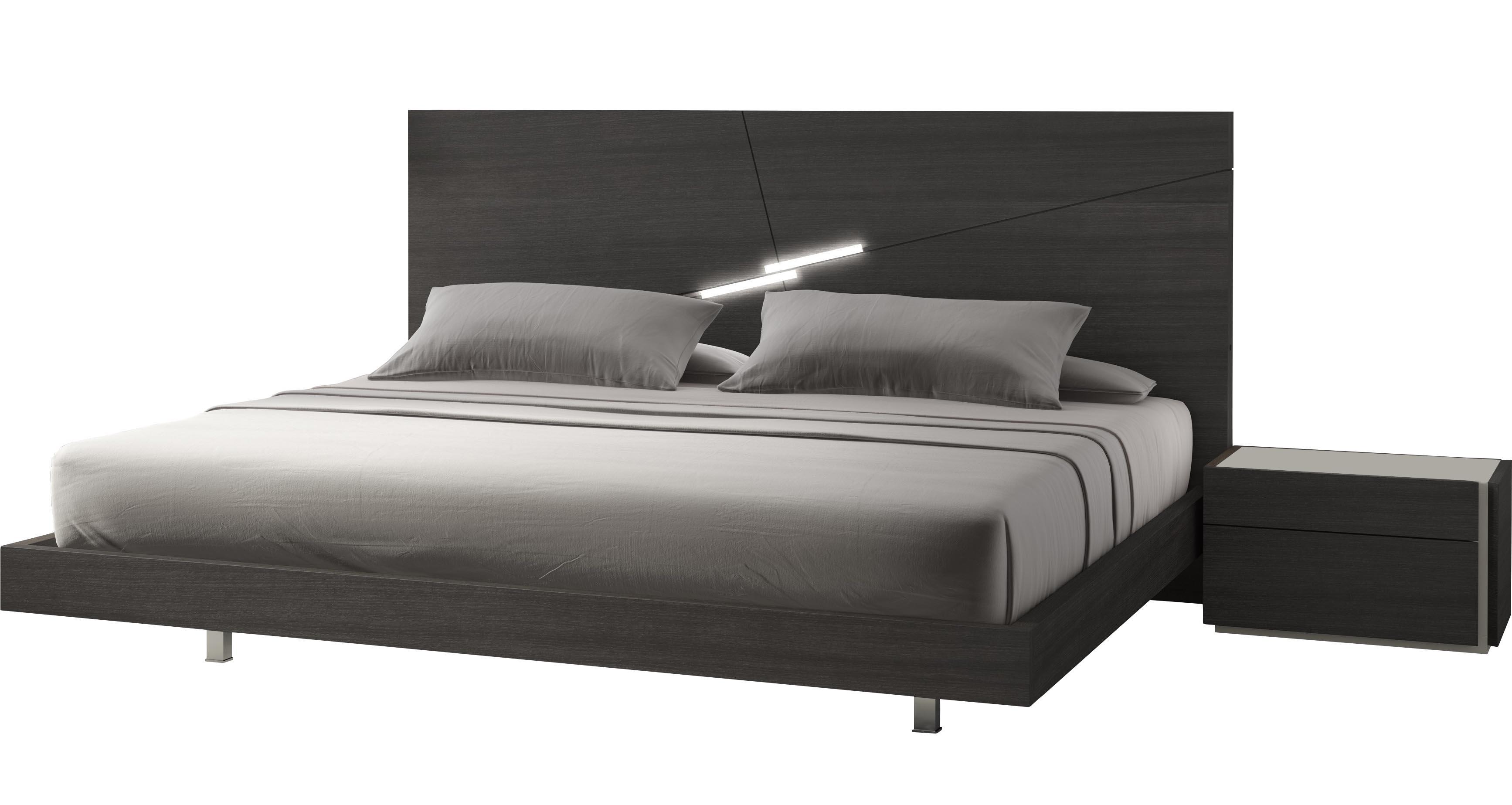 Contemporary Platform Bedroom Set Faro SKU1786722-EK-Set-3 in Light Gray 