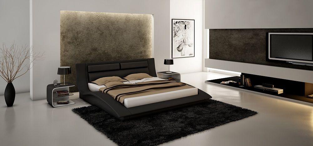 

    
J&M Furniture Black Wave Leatherette King Size Platform Bed
