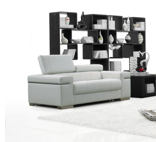 

    
White Leather With Adjustable Headrests Sofa Set 2Pcs J&M Furniture Soho
