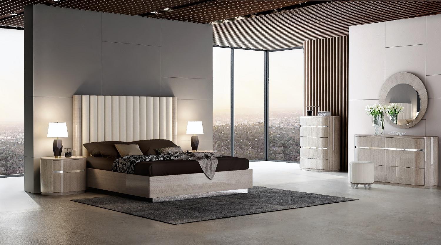 

                    
J&M Furniture Giorgio Platform Bedroom Set Beige Eco Leather Purchase 
