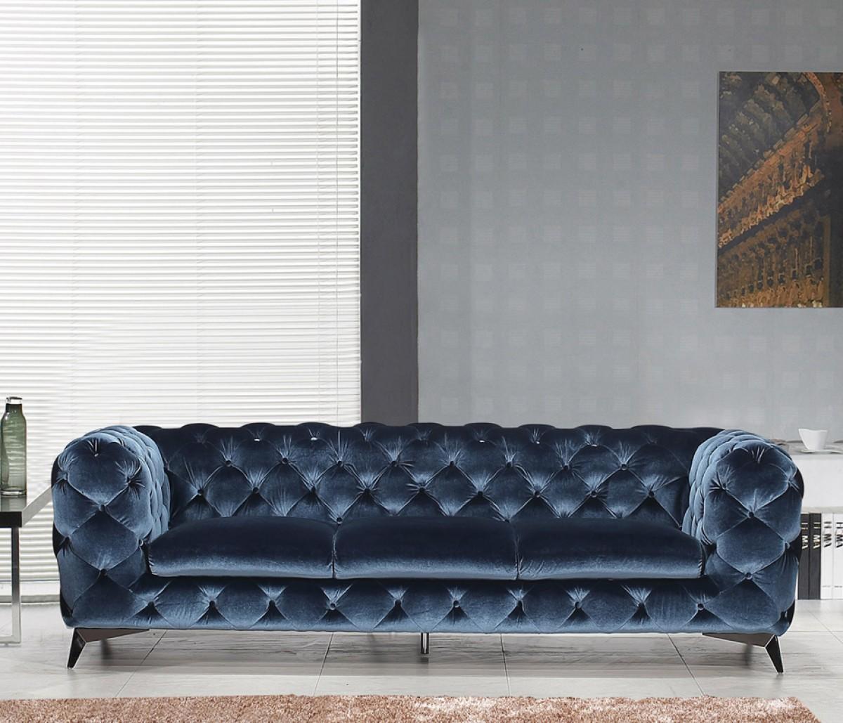 

    
Blue Velour Fabric Chesterfield Sofa Set 3Pcs Modern J&M Glitz
