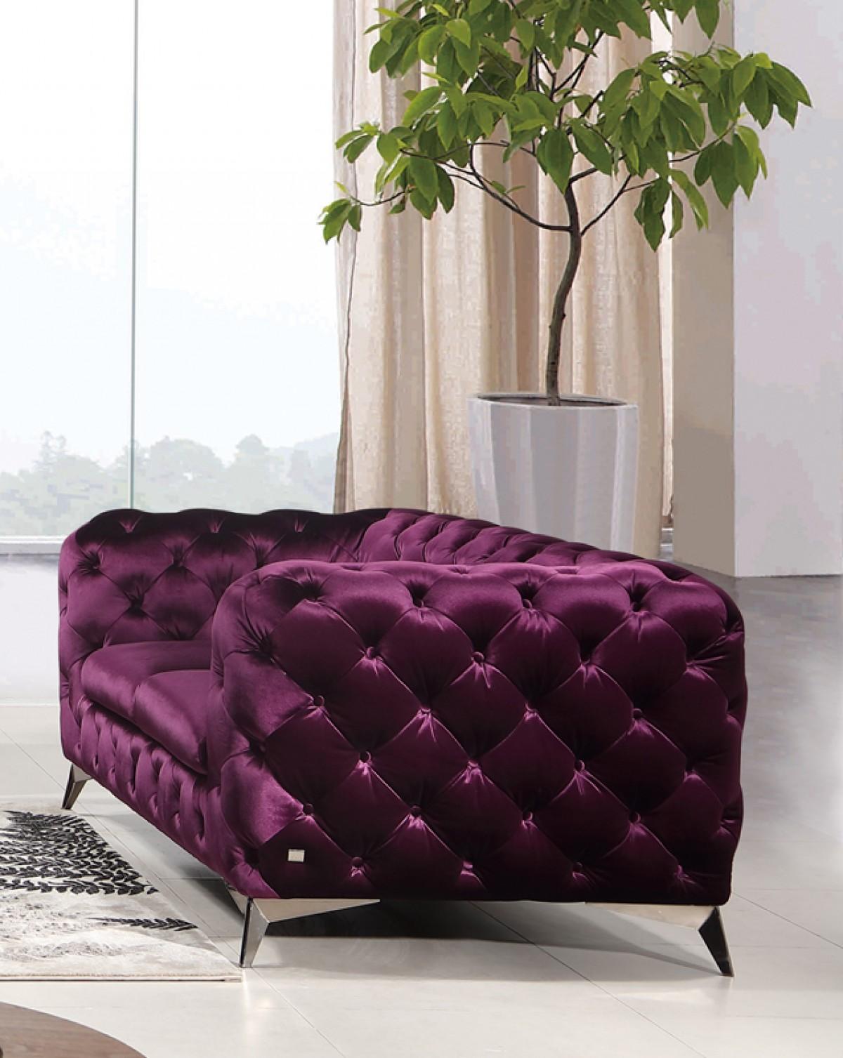 

    
J&M Furniture Glitz Sofa and Loveseat Set Purple SKU183352-Set-2
